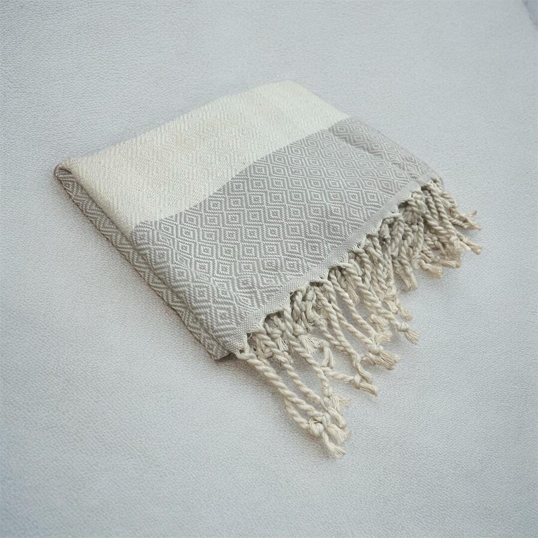 Turkish Cotton Peshtemal Towel – Lightweight & Quick-Dry
