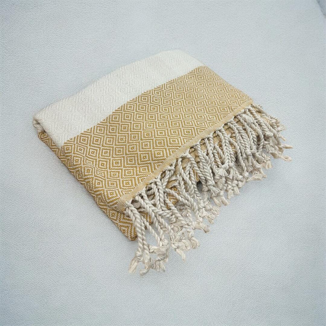 Turkish Cotton Peshtemal Towel – Lightweight & Quick-Dry